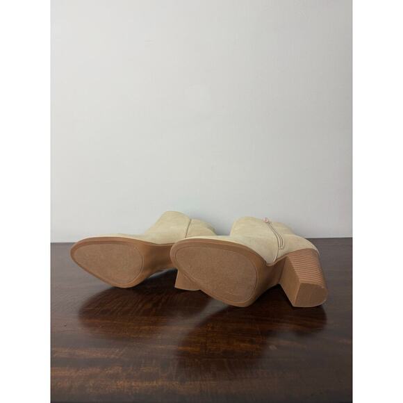 JustFab Cream Suede Ankle Boot Womens US 8.5 - NWOT - Picture 9 of 10